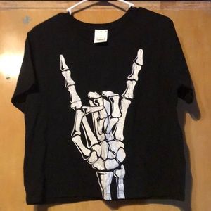 Black Rock On bones crop